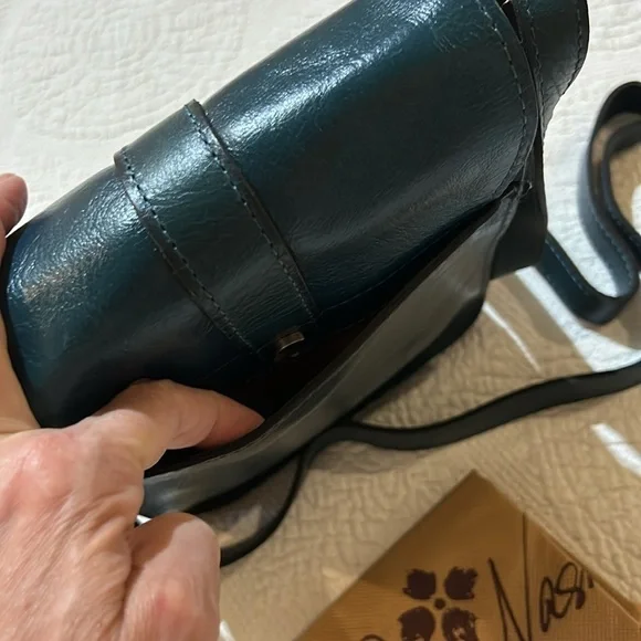 Patricia Nash Cascina cross body and Canelli coin. NWT - Picture 15 of 16